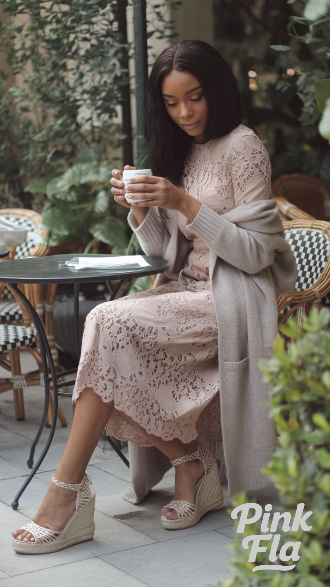 Soft Sophistication: Pink Lace Dress for Everyday Elegance - Plus Size Spring Outfits for Black Women