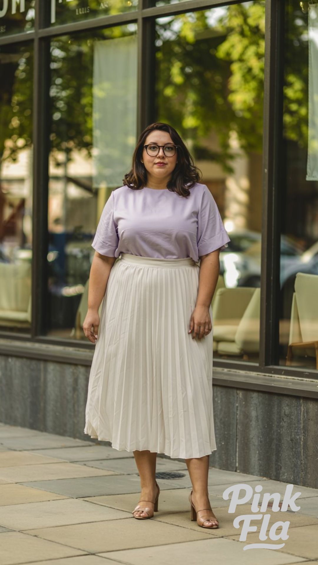 Easy Elegance: Lilac & Cream for Calm Workdays - Curvy Summer Business Outfits for Workdays