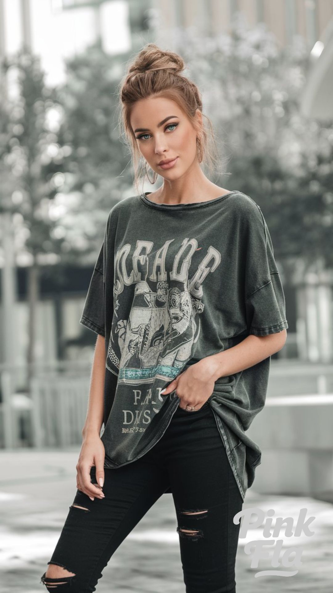 Casual Edge: Graphic Comfort for the Streets - Black Jeans Summer Outfit