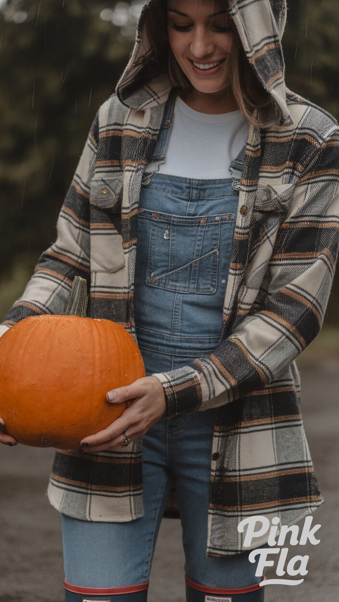Comfy Flannel Layers for Outdoor Fall Fun - Pumpkin Patch Outfits