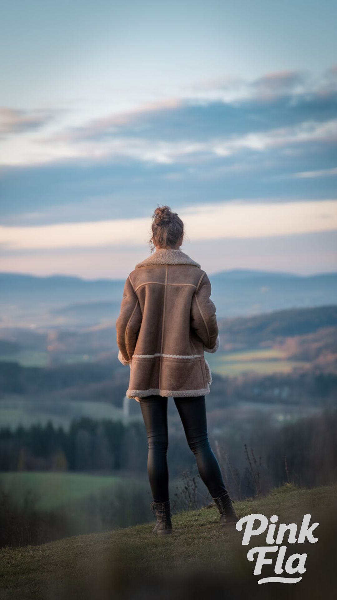 Embrace the Outdoors in Shearling Layers - Fall Outfits with Leggings