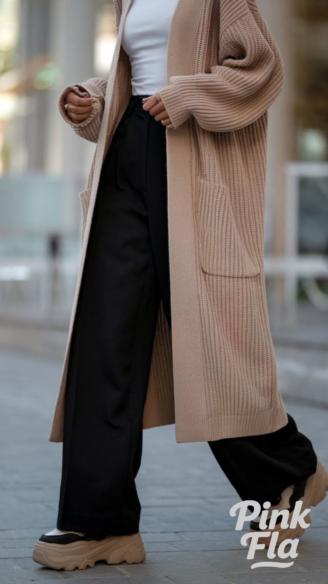 Neutral Layers for a Relaxed Day - Chic Fall Outfits