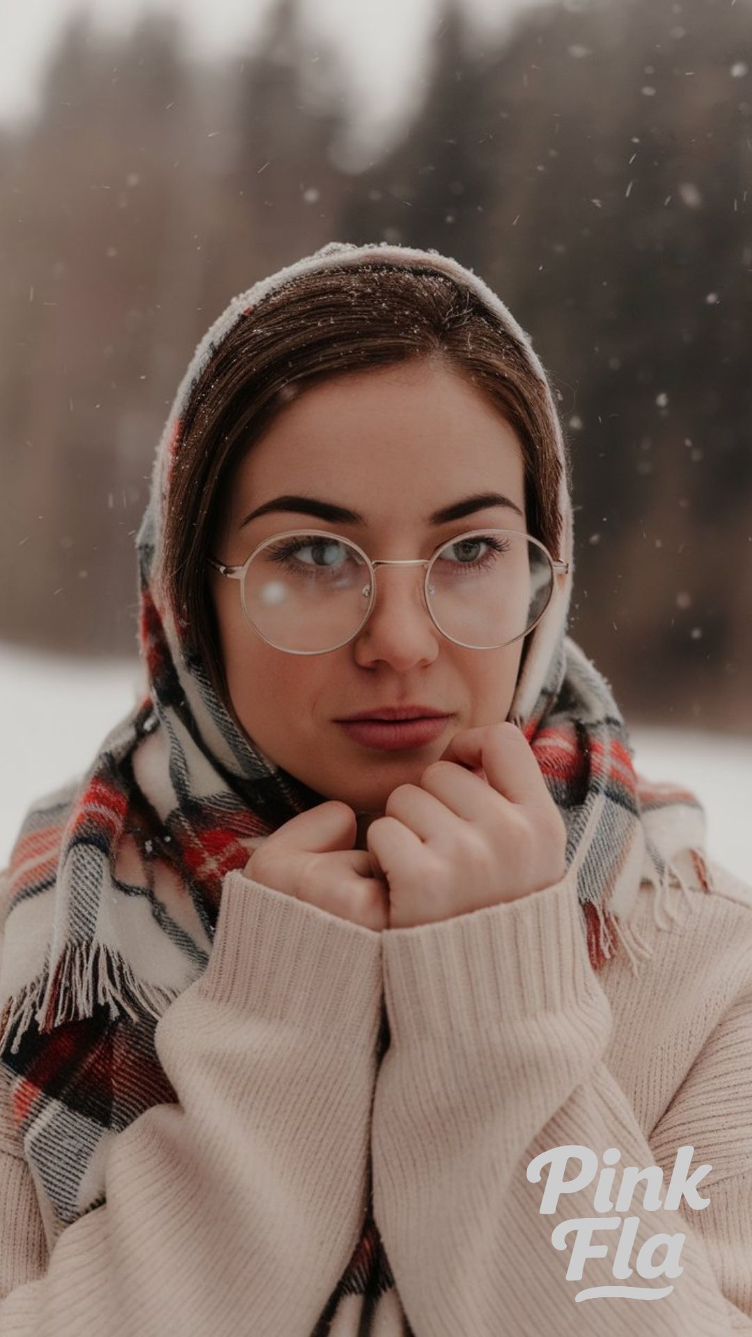 Relaxed Winter Style with Subtle Charm - Light Academia Winter Outfits